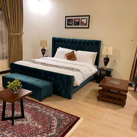 The Corporate Lodges Hotel Saidu Sharif Bagian luar foto