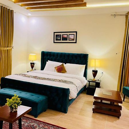 The Corporate Lodges Hotel Saidu Sharif Bagian luar foto